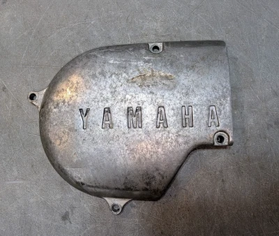 Cubierta del volante del estator lado izquierdo del cárter del motor Yamaha AT2 CT2 AT3 CT3 DT125 Foto 1 de 2