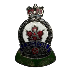 Vintage Canadian Legion Pin Maple Leaf & Crown – “Memoriam Eorum Retinebimus” - Imagen 1 de 6