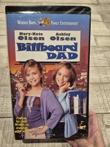Billboard Dad (VHS, 1998) Bonus Cardboard Photo Included. Rare! - Bild 1 von 6