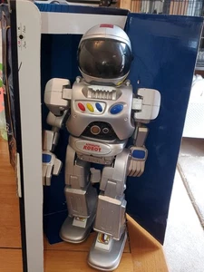 Vintage Akrobatischer Roboter mit Fernbedienung 2001 Ho Kay Toys interaktiver Sensor 13 Zoll - Bild 1 von 7