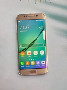 90%N ew Samsung Galaxy S6 edge FACTORY UNLOCKED Good condition - Picture 1 of 7