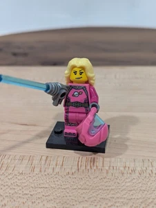 LEGO Intergalactic Girl minifigure CMF Series 6 8827 Space Pink - Picture 1 of 4