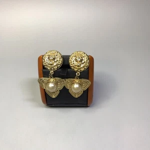 Lion Head Earrings Gold Tone Clip On Faux Pearl Dangle Ornate Oversized - Picture 1 of 7