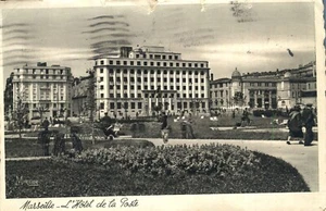 Marseille France Stock Exchange & Post Office People 1945 Postcard - Picture 1 of 2