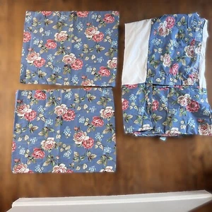VTG Martha Stewart Queen Skirt & Pillow Sham Ruffle Cottage Floral Blue Pink USA - Picture 1 of 11