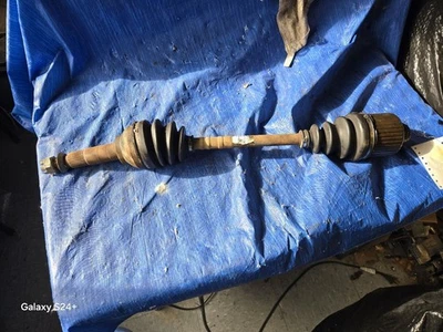 85 86 87 SUBARU XT EJE DELANTERO EJE CON TURBO 106681 Foto 1 de 3