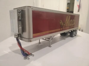 FRANKLIN MINT RED  MACK  TRAILER ONLY  1:32 SCALE DIE CAST - Picture 1 of 5