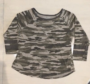 Lucky Brand Camo Camouflage Top Womens Size Medium - Picture 1 of 5