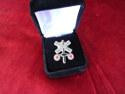 Operation Life Saver Grade Cross Safety pin collectable 90's Memorabilia RARE - Image 1 of 3