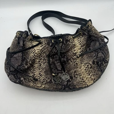 Bolso Hobo Henri Bendel Estampado Piel de Serpiente Cordón Raro Encontrar Foto 1 de 4