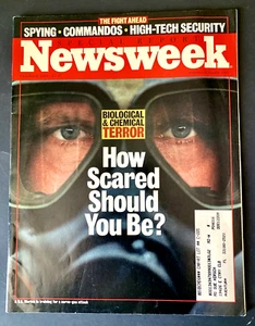 NEWSWEEK MAGAZINE QUANTO SI DOVREBBE AVERE PAURA TERRORE BIOLOGICO 8 OTTOBRE 2001 - Foto 1 di 3