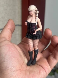 1/12 1/16 1/18 Black Lolita Girl Model Car Vehicle Toy Ornament - Picture 1 of 9