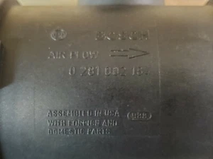 Sensor de flujo de aire másico V6 original Bosch 0281002184 1999-2003 Cadillac Saturn 3,0 L - Imagen 1 de 6