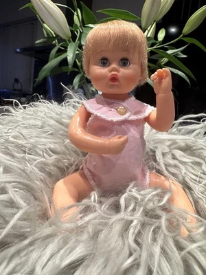 Vintage 1960’s American Character Teenie Weenie Tiny Tears-tiny tears interest  - Image 1 of 4