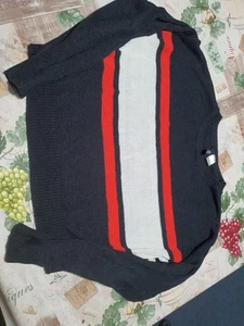 H&M Pullover Schwarz Kurz mit Streifen Gr. S getragen  - Bild 1 von 1