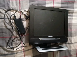 Hisense LCD1504US 15” LCD Color TV Portable Gaming Television - Tested/Working - Picture 1 of 9