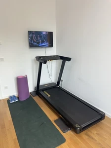 Reebok FR30z Floatride Treadmill – Excellent Condition - Picture 1 of 15