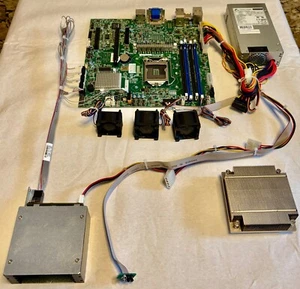 Supermicro X12SCZ-F Motherboard +Netzteil +CPU Kühler +3xLüfter +1xDrive bays!! - Photo 1/12