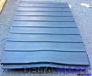 Delta Mart Rubber Rubber Horse Box Trailer Ramp Mat 2.4x2.4m(7'87"X7'8") - Picture 1 of 4