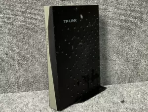 TP-Link Archer CR700 AC1750 Wireless Dual Band DOCSIS 3.0 Cable Modem Router - Picture 1 of 14