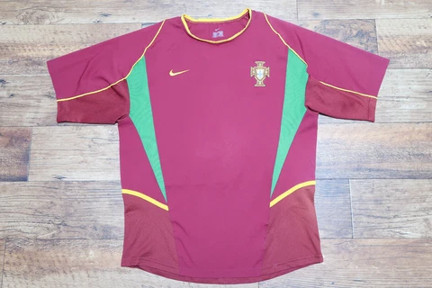 Portugal Soccer Jersey Football Shirt 100% Original M 2002 World Cup Home USED Cover