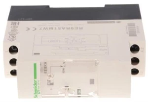 1x RE9RA51MW7 Schneider elektrisches Zeitverzögerungsrelais, 24V-240V AC 40s-1h 1-Funktion - Bild 1 von 1
