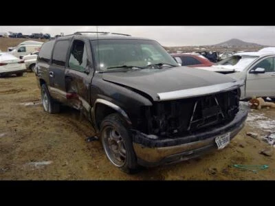Used Air Cleaner Assembly fits: 2001 Chevrolet Suburban 1500 w/o high capacity G - Image 1 of 4