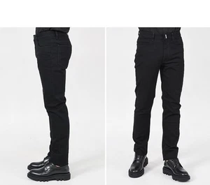 Givenchy schwarze Herrenjeans mit Logo, Größe 31 - Bild 1 von 12