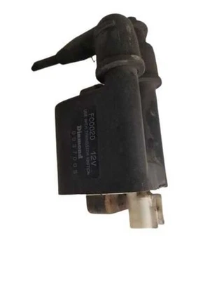 Coil/Ignitor 6 Cylinder Middle Fits 97-04 MONTERO SPORT 287156 - Image 1 of 4