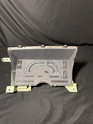 1986-94 Chevy S10 Blazer GMC S15 Jimmy OEM Dash Gauge Instrument Cluster - Image 1 of 4