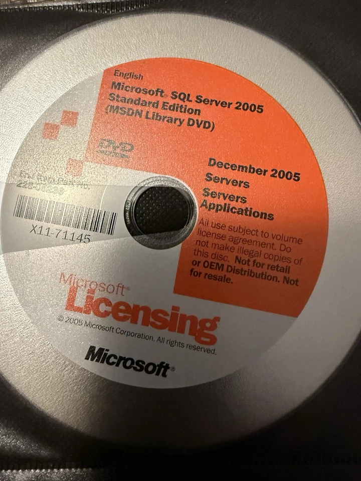 SQL Server 2005 standard edition no product key  - Image 1 of 1
