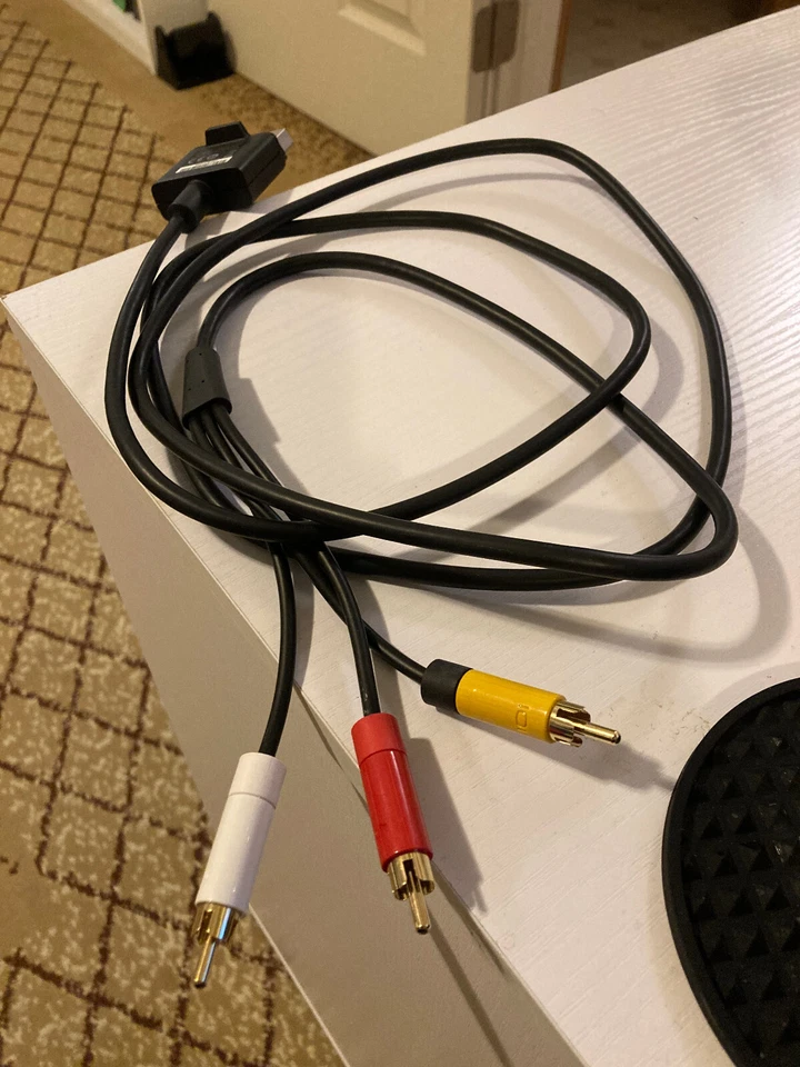  CONECTOR XBOX 360 A 3 CABLE ADAPTADOR AUDIO VIDEO MACHO RCA NEGRO 7' Foto 1 de 4