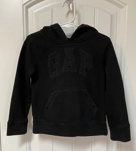 Baby Gap Black Hoodie Pullover Sweatshirt Toddler Size 5 - Picture 1 of 7