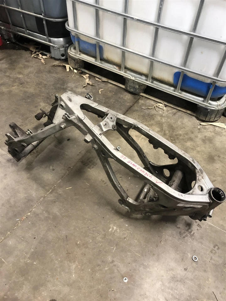 00 Cagiva Gran Canyon 900 Ducati frame chassis Foto 1 de 4