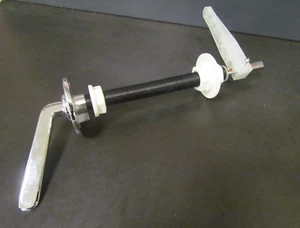 210mm LONG SPINDLE CONCEALED CISTERN CHROME LEVER WITH LIFT-ARM ASSEMBLY  - Picture 1 of 4