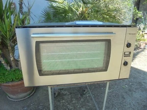 Forno da incasso con girarrosto BOMPANI 100L - Foto 1 di 11