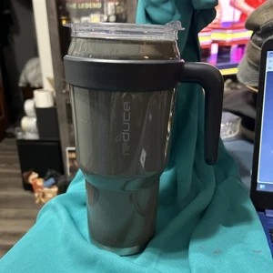 Used Reduce Cold Tumbler Insulated Stainless Steel 40oz Gray Cup Drink Ware - Picture 1 of 6