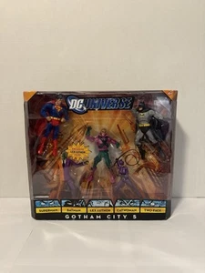 DC Universe Gotham City 5 Action Figure Pack 2009 New Sealed Batman Superman - Picture 1 of 6