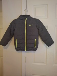 Nike Boys Puffer Jacket Size 7L Gray Neon Zip Hooded Lightweight Coat - Picture 1 of 3