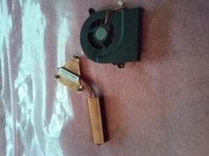Toshiba Satellite M115-S3094 Copper Heatsink WITH FAN V000070490 - Picture 1 of 2