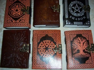 "Book of Shadows Ledertagebuch mit Khadi-Papier - verschiedene Designs - 7"" x 5" - Bild 1 von 18