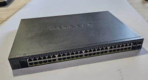 NetGear Prosafe 48-Port Gigabit Switch w/ PoE and 4 SFP Ports, (GS752TP) - Afbeelding 1 van 5