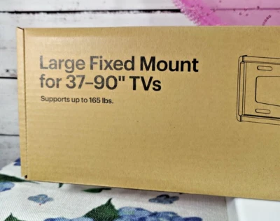 Soporte de pared fijo Best Buy Essential para la mayoría de los televisores de pantalla plana de 37" - 90" BE-MLFX Foto 1 de 4