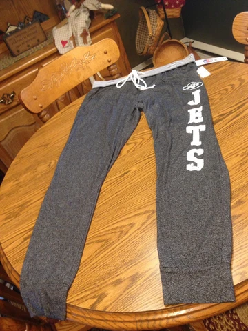 New York Jets NFL Women's Turf Knit Lounge Pajama Capris Size Small - NWT Cover