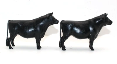 Tonka Toys 2 toros negros de plástico animales de granja rancho de colección Foto 1 de 4