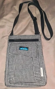 Kavu Keeper Crossbody Shoulder Bag Black Houndstooth Limited Edition Pockets - Picture 1 of 8