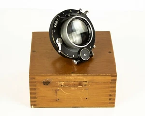 Lens  Voigtlander & Sohn  A - G Braunschweig Heliar  18 cm 1 : 4,5 Germany - Picture 1 of 7