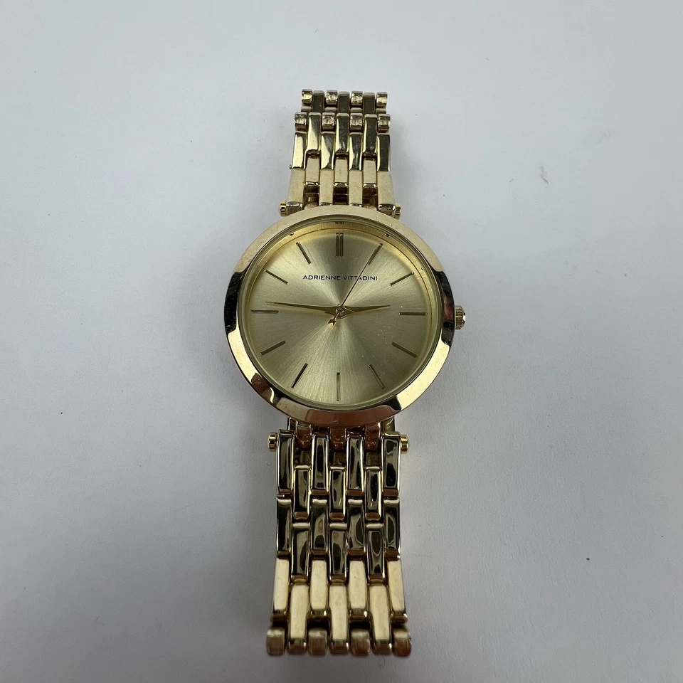 Adrienne Vittadini Gold Tone Link Watch ADST1259 NWT – MSRP $125 Foto 1 de 4
