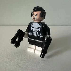 Lego Marvel: Punisher (sh722) Minifigure - Picture 1 of 3