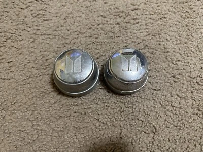 Pair Of Buick-Opel by Isuzu Hubcaps Isuzu Gemini - Imagem 1 de 2